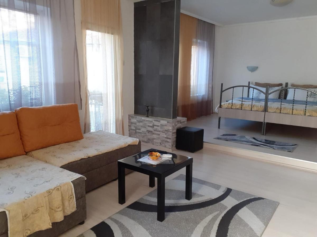 Alex Apartments Крушево Экстерьер фото